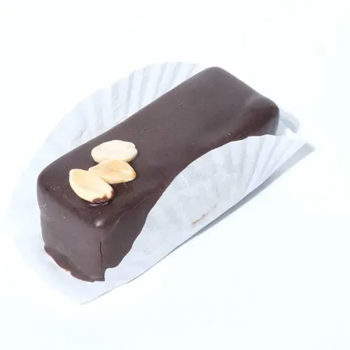 Prăjitură desert Snikers