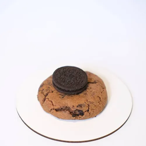 Crumbl Cookies Oreo